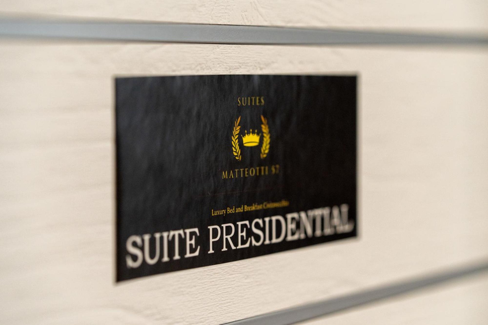 Suites Matteotti 57 Civitavecchia Exterior photo